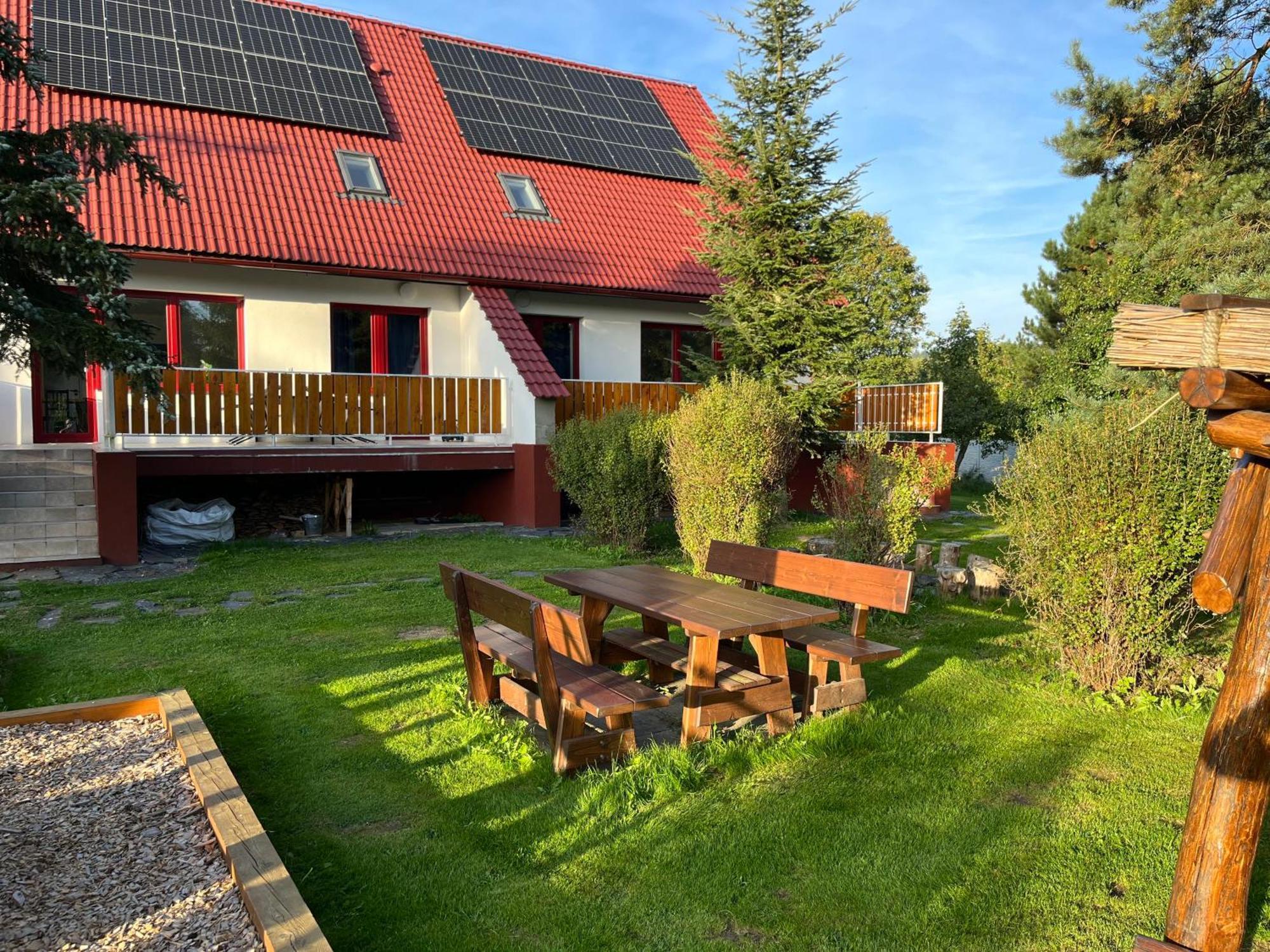 Meadows House Lomnice Lomnice u Rymarova Exteriör bild